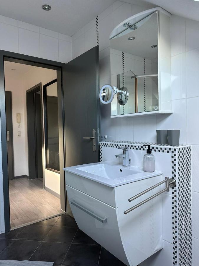 Apartment Nahe Naturschutzgebiet „Wurmtal“ วัวร์เซเลน ภายนอก รูปภาพ