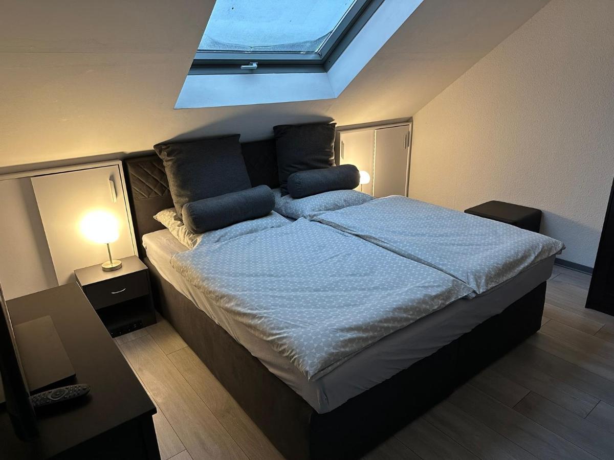 Apartment Nahe Naturschutzgebiet „Wurmtal“ วัวร์เซเลน ภายนอก รูปภาพ